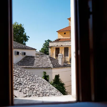 Kashah * Gjirokastër