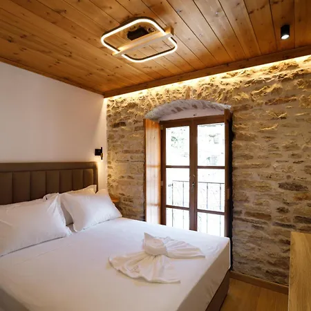 Hotel Kashah *